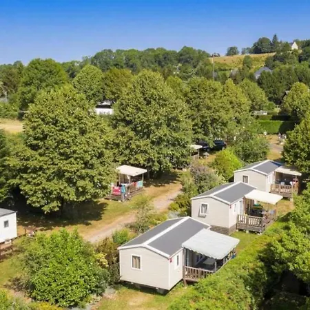 Camping 3 étoiles - Piscine - Eeiifc
